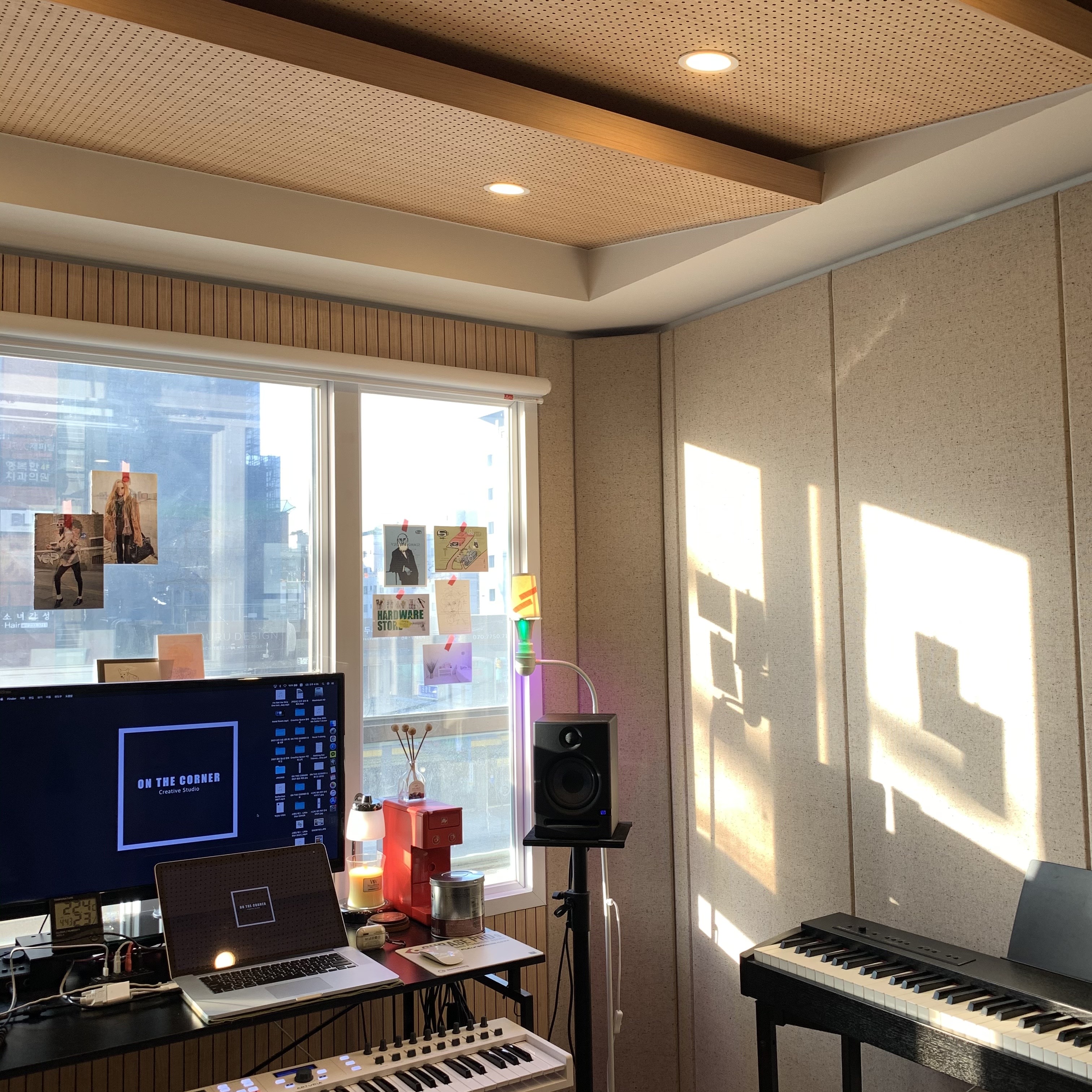 LESSON ROOM