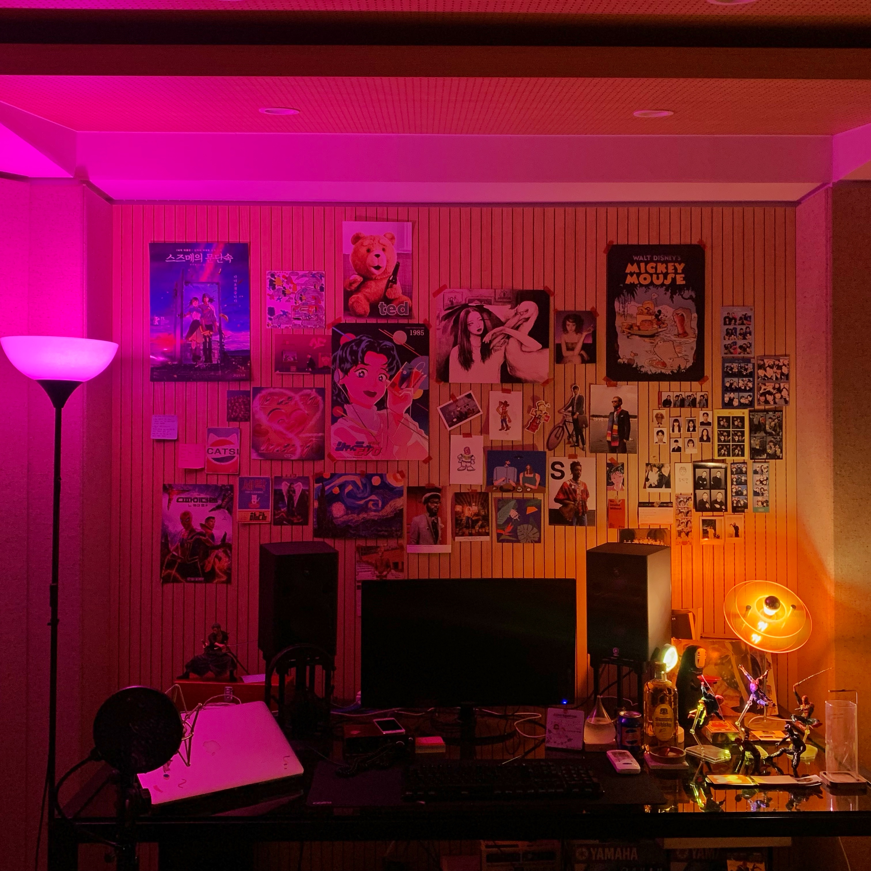 LESSON ROOM